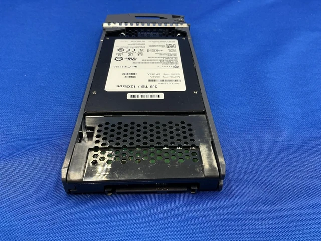 Alt view image 6 of 7 - (NOT FOR HOME PC!) XS3840TE70004 X357A Netapp Nytro 3131 3.84TB SAS 12Gbps 2.5'' SSD