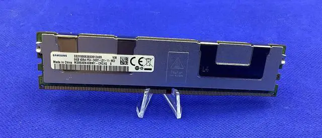 Alt view image 2 of 2 - SAMSUNG M386A8K40BM1-CRC 64GB (1X64GB) 4DRx4 PC4-2400T-L MEMORY