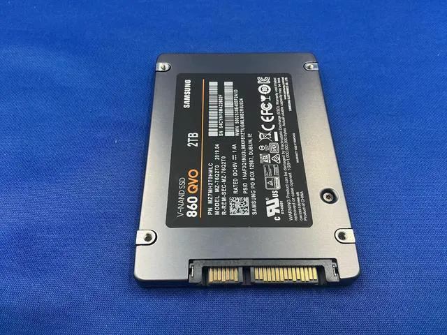 Alt view image 6 of 6 - MZ-76Q2T0 Samsung 860 QVO 2TB 6G SATA 2.5 Internal SSD MZ7MH2T0HMLC