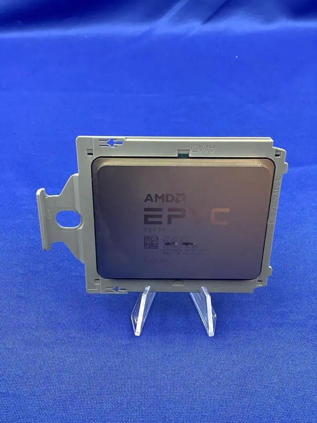 Main image of AMD EPYC 7543P CPU 32-Core 2.8GHz SP3 225W Server Processor 100-000000341