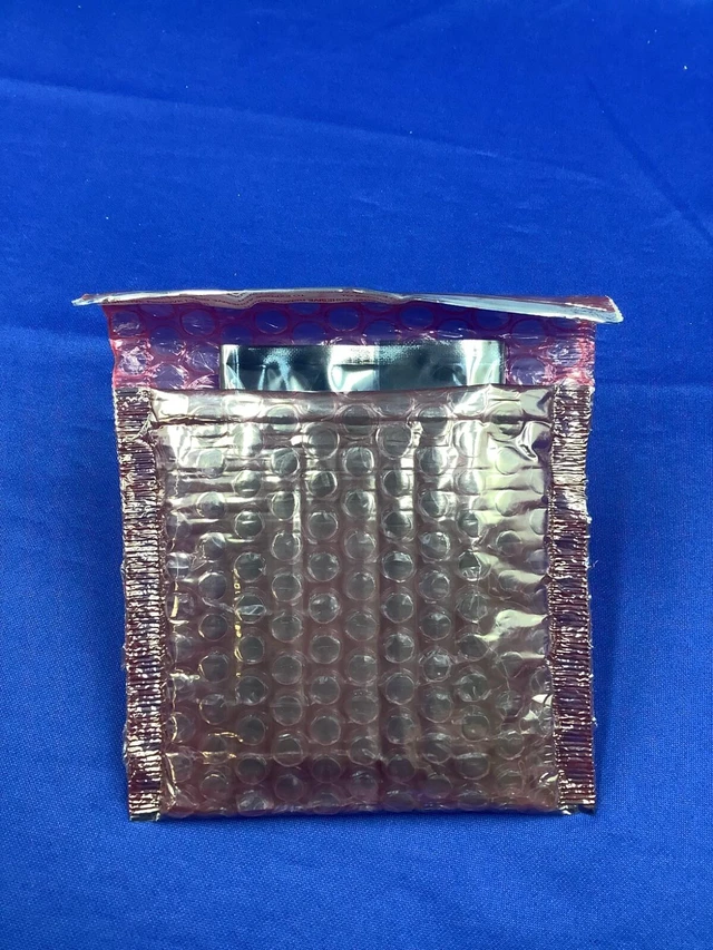 Alt view image 5 of 6 - AMD EPYC 7543P CPU 32-Core 2.8GHz SP3 225W Server Processor 100-000000341
