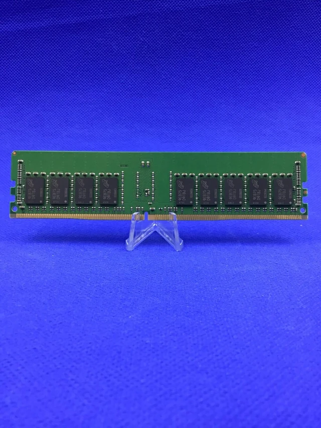 Alt view image 2 of 2 - MTA18ASF2G72PZ-2G3B1 MICRON 16GB (1X16GB) 1RX4 PC4-2400T DDR4 MEMORY