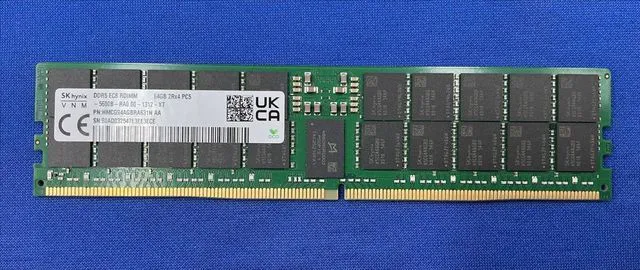 Alt view image 4 of 7 - HMCG94AGBRA631N HYNIX 64GB (1X64GB) 2RX4 PC5-5600B RDIMM MEMORY