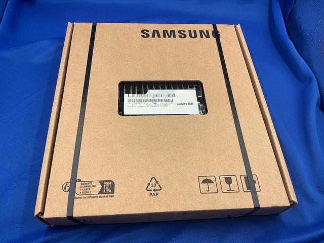 Alt view image 2 of 6 - MDRR644QDBC2-3 SAMSUNG 64GB (1X64GB) 2RX4 PC5-6400B RDIMM MEMORY