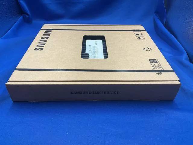 Alt view image 4 of 6 - MDRR644QDBC2-3 SAMSUNG 64GB (1X64GB) 2RX4 PC5-6400B RDIMM MEMORY
