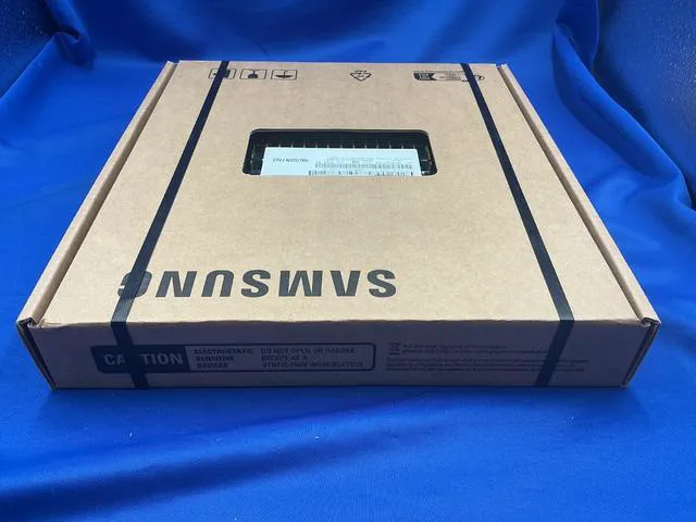 Alt view image 5 of 6 - MDRR644QDBC2-3 SAMSUNG 64GB (1X64GB) 2RX4 PC5-6400B RDIMM MEMORY