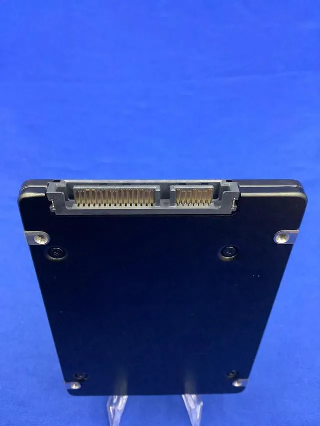 Alt view image 6 of 6 - MZ-7L31T90 Samsung PM893 1.92TB SATA 6Gb/s 2.5'' Enterprise SSD Pull