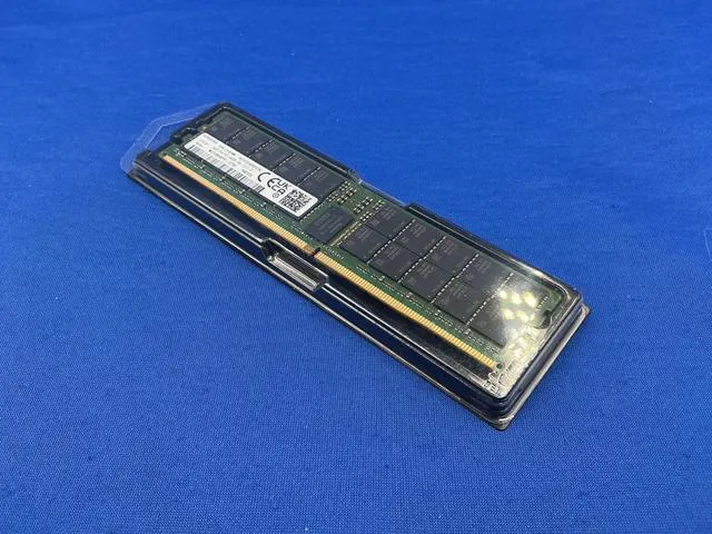 Alt view image 6 of 6 - M321R8GA0PB1-CCP SAMSUNG 64GB (1X64GB) 2Rx4 PC5-6400B RDIMM Memory