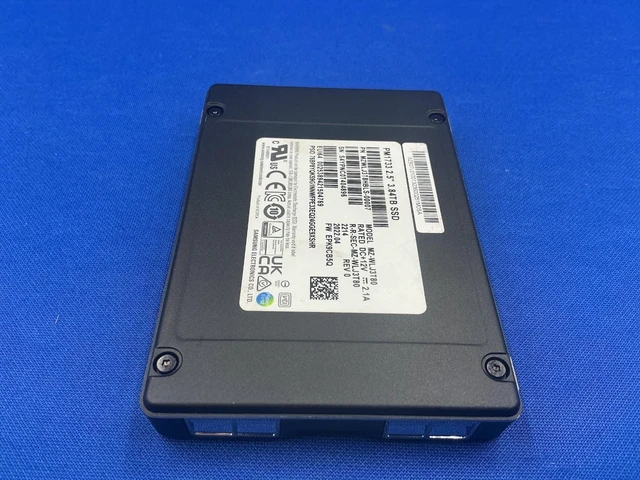 Alt view image 3 of 7 - MZ-WLJ3T80 Samsung PM1733 MZWLJ3T8HBLS 3.84TB PCIe NVME Gen4 U.2 2.5in SSD