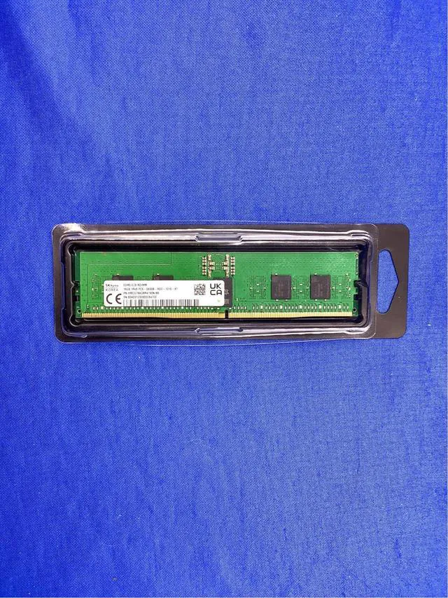 Alt view image 6 of 6 - HMCG78AGBRA190N HYNIX 16GB (1x16GB) 1Rx8 PC5-5600B RDIMM MEMORY
