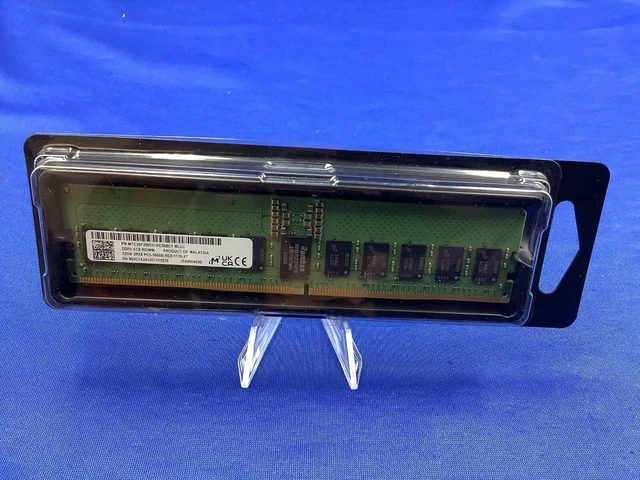 Main image of MTC20F2085S1RC56BD1 MICRON 32GB (1X32GB) 2RX8 PC5-5600B RDIMM MEMORY