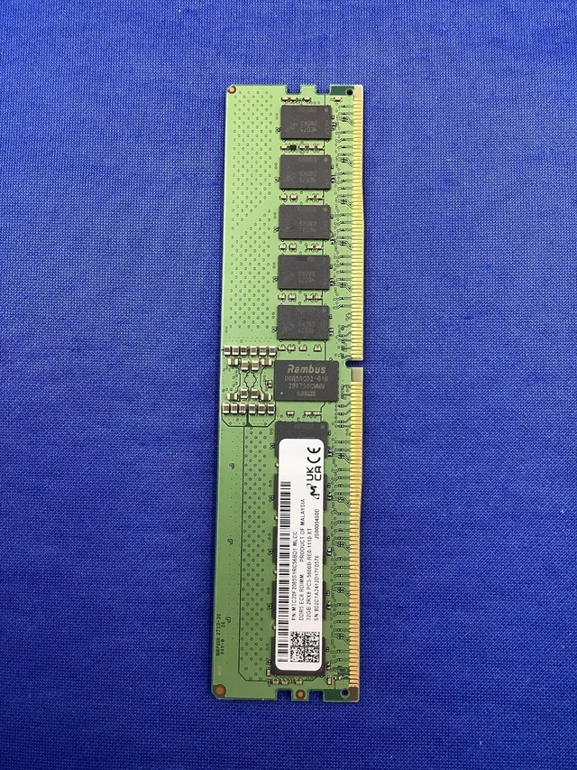 Alt view image 4 of 5 - MTC20F2085S1RC56BD1 MICRON 32GB (1X32GB) 2RX8 PC5-5600B RDIMM MEMORY