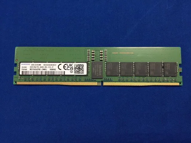Main image of (NOT FOR HOME PC!) M321R4GA3PB0-CWM SAMSUNG 32GB (1X32GB) 2RX8 PC5-5600B ECC RDIMM MEMORY