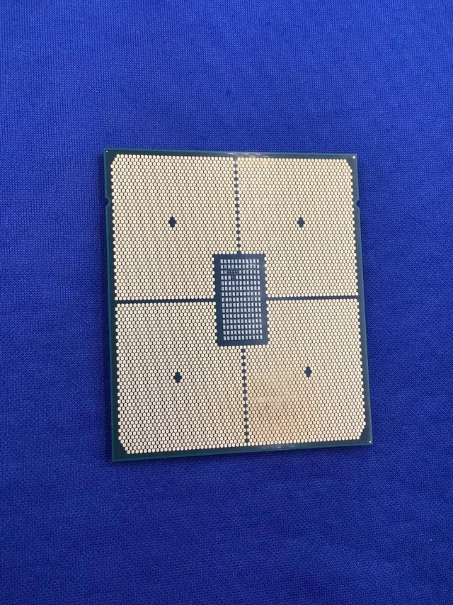 Alt view image 2 of 6 - Ampere Altra Q80-30 80-Core 3.00 GHz 64-Bit Processor AC-108021002