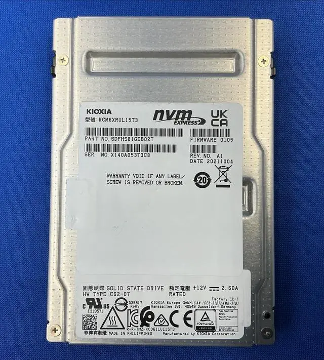 Alt view image 4 of 7 - KCM6XRUL15T3 KIOXIA CM6-R 15.36TB NVMe PCIe 4.0 x4 U.3 2.5in SSD SDFHS81GEB02T