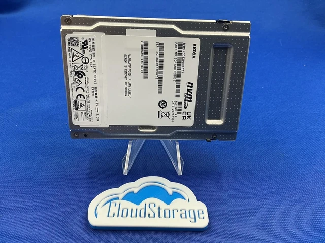Alt view image 3 of 6 - KIOXIA CD8P-R Series 15.36TB PCIe5.0 x4 NVMe 2.5'' Internal SSD KCD8XPUG15T3
