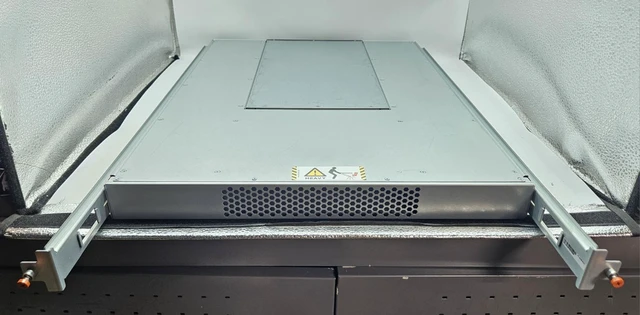 Alt view image 3 of 3 - Mellanox InfiniBand 12-Port 56Gb QSFP FDR SDN Network Switch w/Enclosure *NO OS*