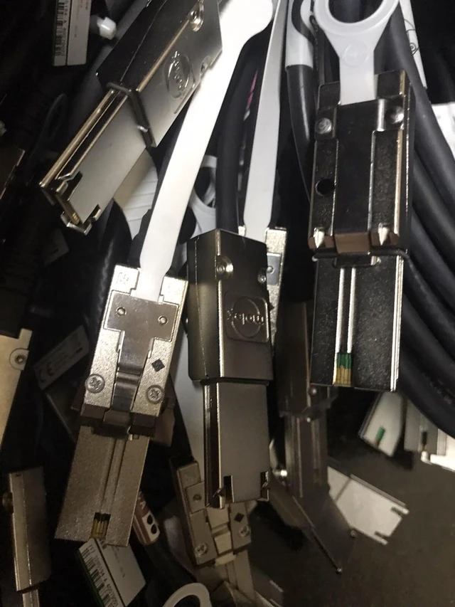 Alt view image 6 of 7 - (NOT FOR HOME PC!) EMC 038-004-103 Mini-SAS TO Mini-SAS 8M Cable 2263053-2 SAS CABLE 8 Meters