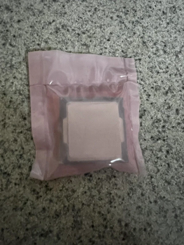 Alt view image 3 of 4 - INTEL 3.10GHZ CPU 3.1GHZ 8MB SR154 E3-1220V3