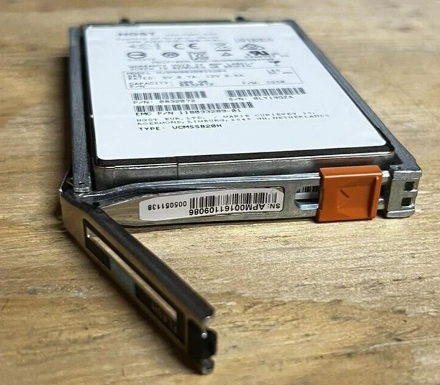 Main image of (NOT FOR HOME PC!) 005051138 EMC 200GB 2.5in SAS SSD for VNX V4-2S6FX-200