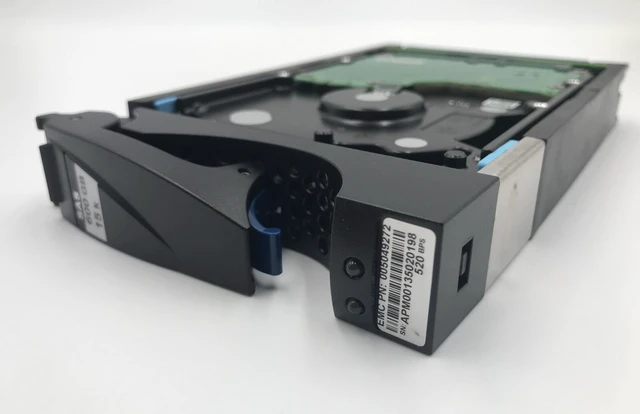Alt view image 4 of 7 - (NOT FOR HOME PC!) EMC 005049675 9FN066-031 HDD EMC 600GB 15K 3.5in 6G SAS HDD for VNX V3-VS15-600