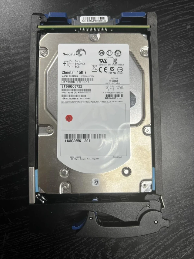 Alt view image 2 of 6 - (NOT FOR HOME PC!) EMC 005049274 Hitachi 600GB HUC156060CSS200 SAS HDD 0B31568 VX-VS15-600