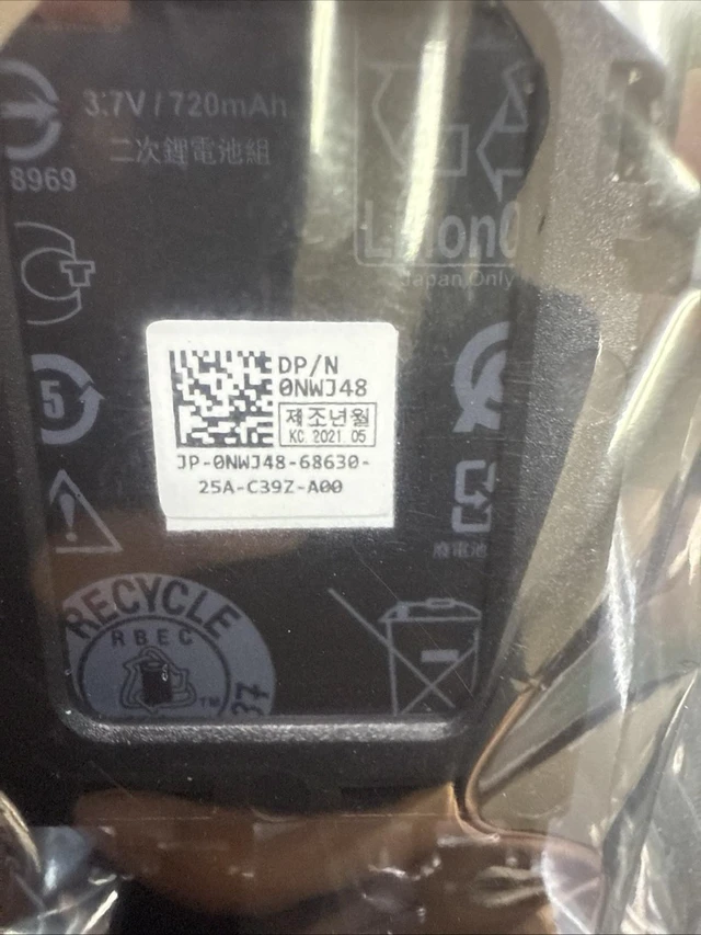 Alt view image 2 of 3 - H740P MINI DELL POWEREDGE SERVER T640 R740 R640 RAID BATTERY NWJ48