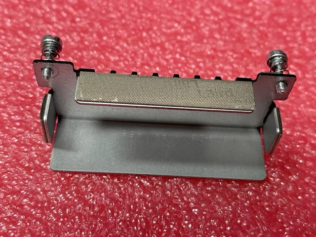 Alt view image 2 of 4 - Aruba Flex Port Blank cover 5300-0251 5060-0178 for 2930M 3810M Series Switch