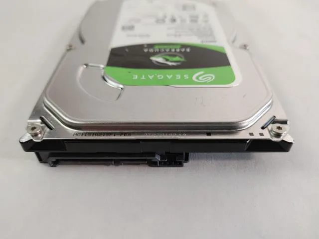 Alt view image 4 of 7 - Lot of 2 Seagate ST500DM009 BarraCuda 500 GB 3.5" SATA III Desktop Hard Drive