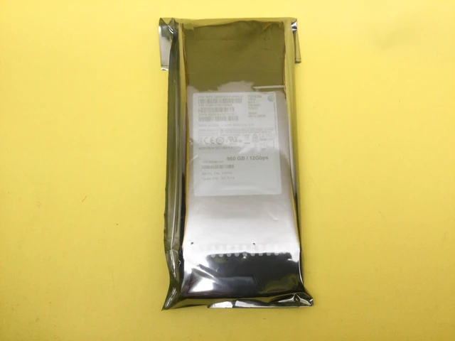 Alt view image 3 of 3 - (NOT FOR HOME PC!) X371A NETAPP 960GB SAS 12Gb/s 2.5'' SSD 108-00546 SP-371A SAMSUNG MZ-ILS800B