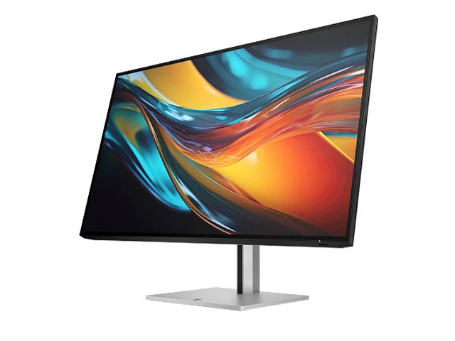 Alt view image 2 of 7 - HP Series 7 Pro 31.5 inch 4K Thunderbolt 4 Monitor - 732pk 31.5" 4K UHD (3840 x