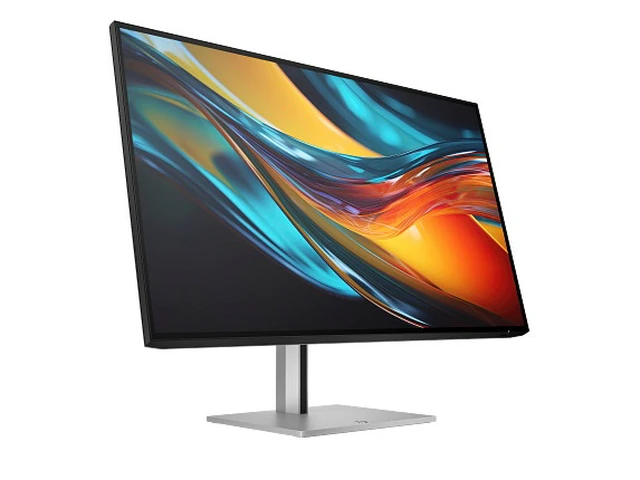 Alt view image 3 of 7 - HP Series 7 Pro 31.5 inch 4K Thunderbolt 4 Monitor - 732pk 31.5" 4K UHD (3840 x