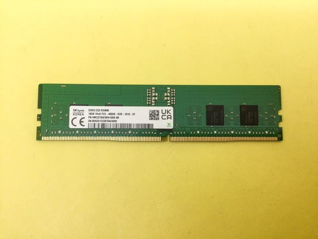 Main image of HMCG78AEBRA168N SK HYNIX 16GB 1Rx8 PC5-4800B RDIMM DDR5 Server Memory