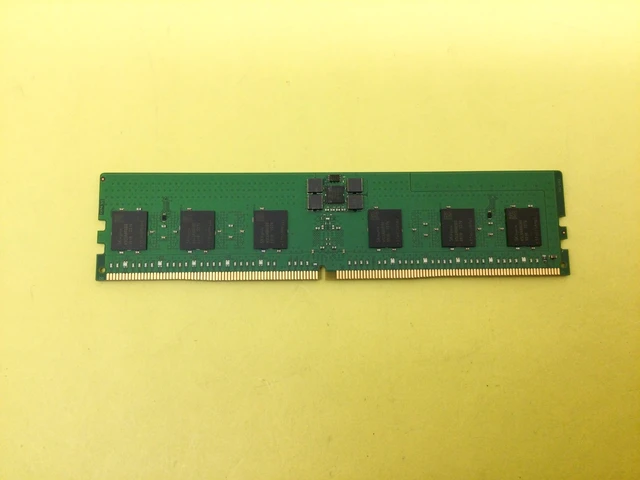 Alt view image 2 of 3 - HMCG78AEBRA168N SK HYNIX 16GB 1Rx8 PC5-4800B RDIMM DDR5 Server Memory