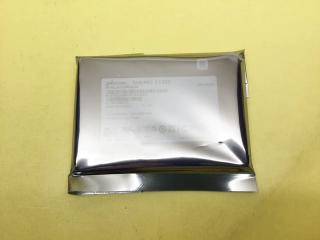 Alt view image 3 of 3 - Micron 5200 PRO 960GB SATA 6Gbps 2.5'' Internal SSD MTFDDAK960TDD