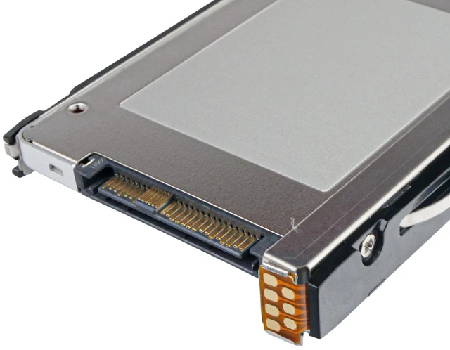 Alt view image 3 of 7 - HP Gen 8 7.68TB VK007680KWWFQ P11534-004 PCIe Gen3.0 x4 4GB/s U.2 NVMe 2.5" SSD