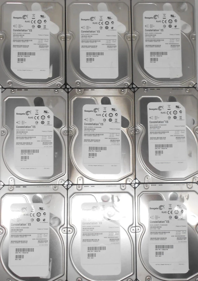 Main image of (NOT FOR HOME PC!) Lot of 12 HGST / Seagate / WD 3TB 7.2K SAS 3.5" Storage Server 6gbps Hard Drive