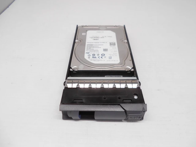Main image of (NOT FOR HOME PC!) NetApp 4TB 12Gbs 3.5" SAS Hard Drive X336A-R6 108-00427 X336A DS4246 SP-336a-R6