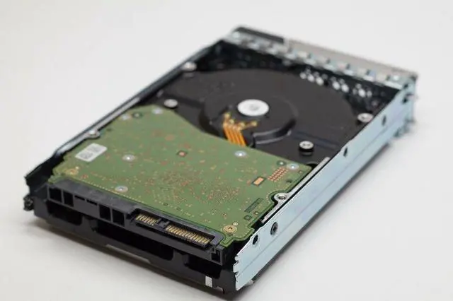 Alt view image 3 of 3 - (NOT FOR HOME PC!) 400-BGLV DELL 12TB 7.2K SAS 3.5" 12Gb/s 14G KIT HDD FS