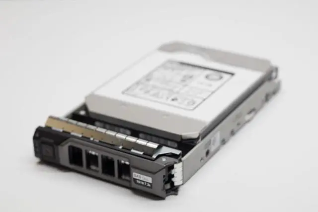 Main image of (NOT FOR HOME PC!) YF87J DELL 10TB 7.2K SAS 3.5" 12Gb/s HDD 13G KIT