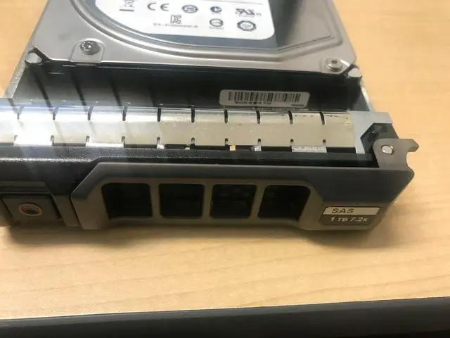 Alt view image 3 of 3 - (NOT FOR HOME PC!) Dell U738K 9JX244-150 1TB 7.2K SAS 3.5" Hard Drive R Tray Seagate ST31000424SS