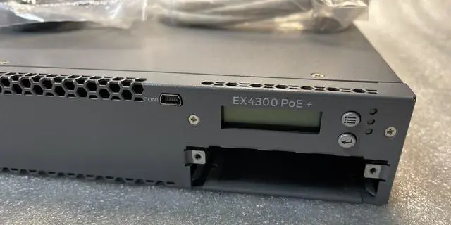 Alt view image 5 of 7 - EX4300-24P Juniper network Switch 24Port PoE+ Gigabit Switch w/ 2 PSU  spare