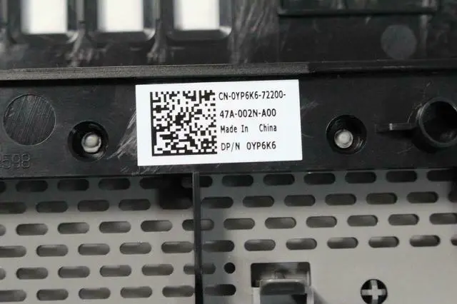 Alt view image 4 of 4 - Genuine Dell Optiplex 7020 MT Front Bezel Gray IB3IE0N00-00-G YP6K6 CN-0YP6K