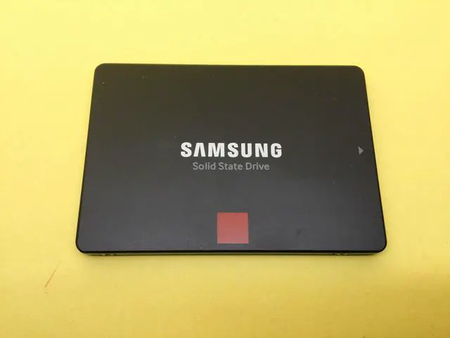 PCパーツ SAMSUNG - SAMSUNG V-NAND SSD 860 PRO  512GB SAMSUNG 860 EVO Series 2.5
