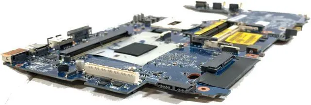 Alt view image 4 of 4 - For Dell OEM Precision M6800 Laptop Motherboard s947 LVDS LA-9782P VAR10 98VVR