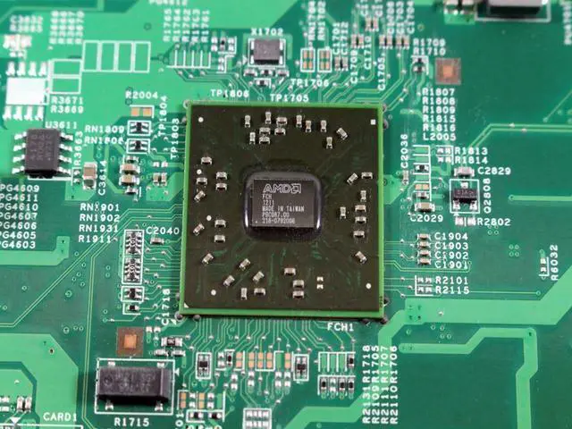 Alt view image 6 of 6 - Lot x5 Dell Inspiron 15 M5040 AMD C-60 CPU Integrated DDR3 RAM Motherboard H2KGP