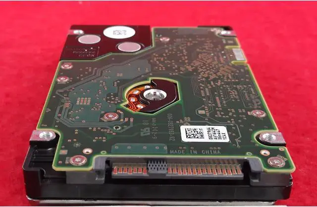 Alt view image 3 of 4 - (NOT FOR HOME PC!) LOT OF 2 Hitachi UltraStar 900GB 10K 64MB SAS 6Gb/s 2.5" Hard Drive 0B26022