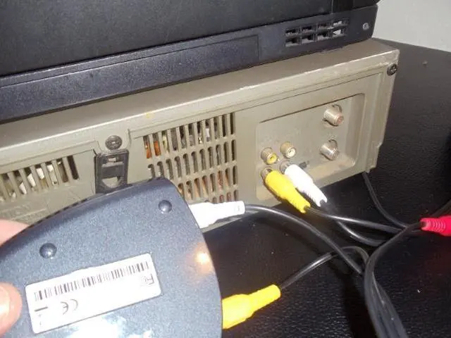 Alt view image 5 of 5 - VHS VCR Video Cassette Tape Home Movie CONVERTER To Digital Computer BETA DVD