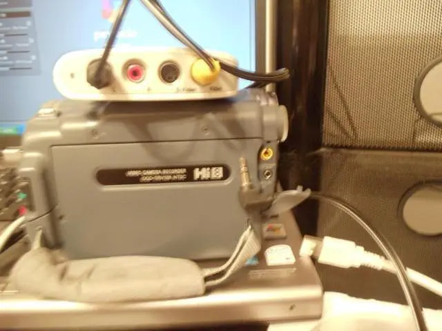 Alt view image 3 of 6 - Video Camera Tape CONVERTER To Digital (DVD Sony HandyCam RCA DVC Hi8 8mm VHS-C)