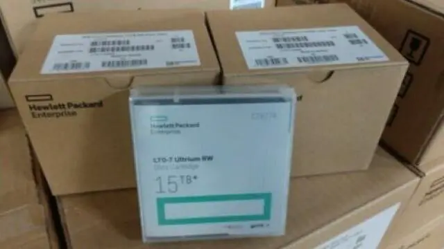 Alt view image 2 of 2 - HP LTO-7 Ultrium 15TB RW Data Cartridge (C7977A)